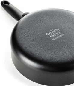 GreenPan Cambridge Hapjespan Met Deksel 28cm - Zwart - Inductie - PFAS-vrij -Greenpan Winkel 1026x1200
