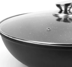 Cheffinger | Luxe Wokpan Met Deksel | 36CM | Alle Warmtebronnen | Oriental -Greenpan Winkel 1200x1127