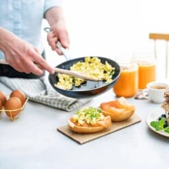 GreenPan Barcelona Infinity Pro Koekenpan 32cm - Zwart - Inductie - PFAS-vrij -Greenpan Winkel 1200x1199