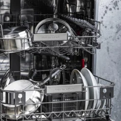 KitchenAid Stainless Steel Wok ø28cm - RVS - Inductie - Anti-aanbak 17 KitchenAid Stainless Steel Wok ø28cm - RVS - Inductie - Anti-aanbak -Greenpan Winkel 1200x1200 147