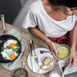 KitchenAid Hard Geanodiseerd Aluminium Wok ø30cm - Zwart - Inductie - Anti-aanbak -Greenpan Winkel 1200x1200 198