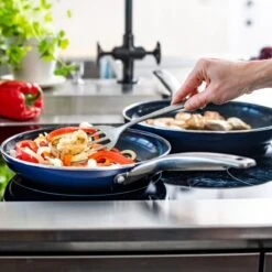 Blue Diamond, Keramische Koekenpan Verrijkt Met Diamantdeeltjes – Inductie Koekenpan Ø 20 Cm – PFAS En PHOA Vrij -Greenpan Winkel 1200x1200 373