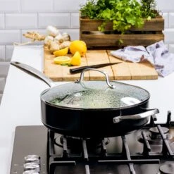 GreenPan Copenhagen Stoofpan Met Deksel En Extra Handvat 28cm/4.3L -Greenpan Winkel 1200x1200 874