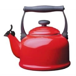 Le Creuset Tradition Fluitketel - 2.1 L - Kersenrood -Greenpan Winkel 1200x1200 922