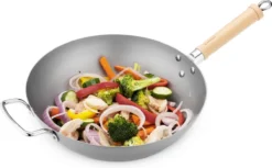 Navaris Grote Wokpan Geschikt Voor Inductie - Koolstofstalen Wok Met Twee Handvaten - Carbon Steel Wok 30 Cm Diameter - Voor Roerbak- En Wokgerechten -Greenpan Winkel 1200x743 1