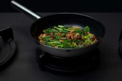 Combekk Koekenpan Ceramic Pro - Koekenpan - Anti-aanbak - Keramisch - Roestvrijstaal - 28cm -Greenpan Winkel 1200x800 80