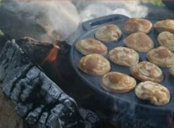 The Windmill Poffertjespan 30 Cm Gietijzer 2,3 Kg Zwart -Greenpan Winkel 1200x884