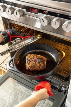 Smile 10-Delige Pannenset - Anti Aanbaklaag - Vaatwasser Bestendig - Zwart - MGK-17 18 Smile 10-Delige Pannenset - Anti Aanbaklaag - Vaatwasser Bestendig - Zwart - MGK-17 -Greenpan Winkel 800x1200 26