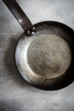 De Buyer Carbone Plus Koekenpan - Ø Bovenaan 24cm - Plaatstaal -Greenpan Winkel 801x1200 1